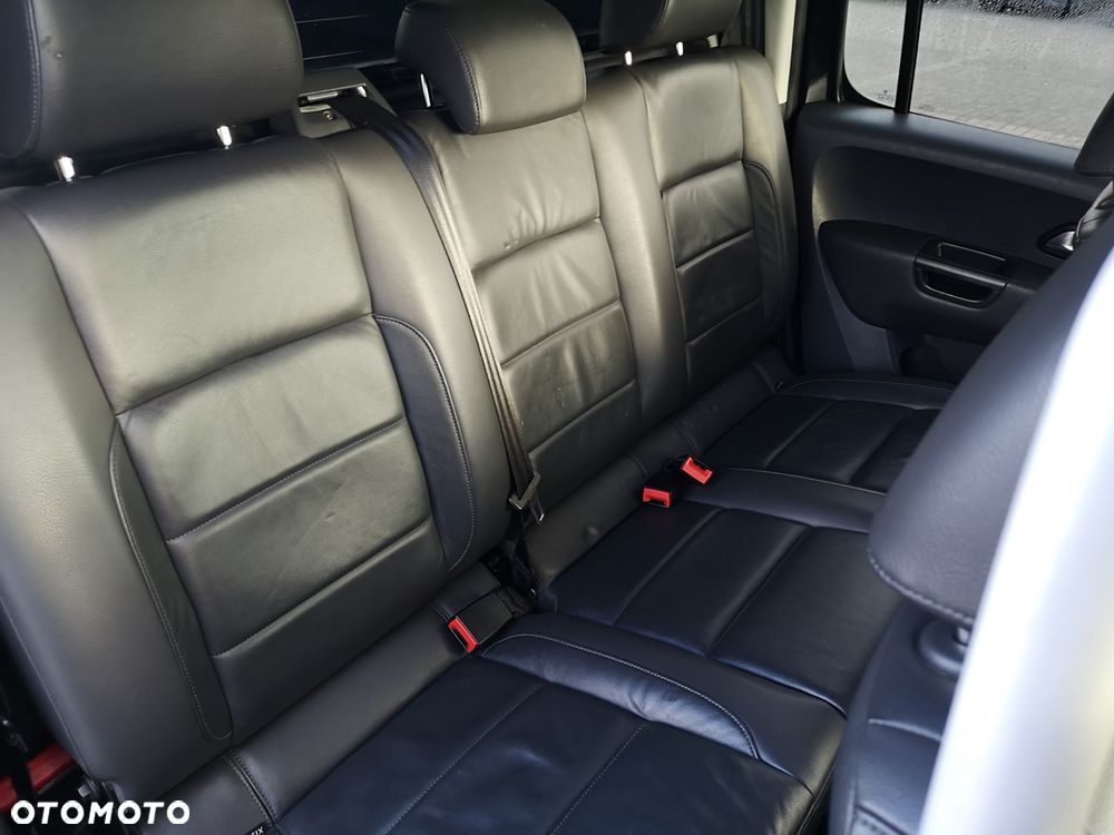 Volkswagen Amarok - 15