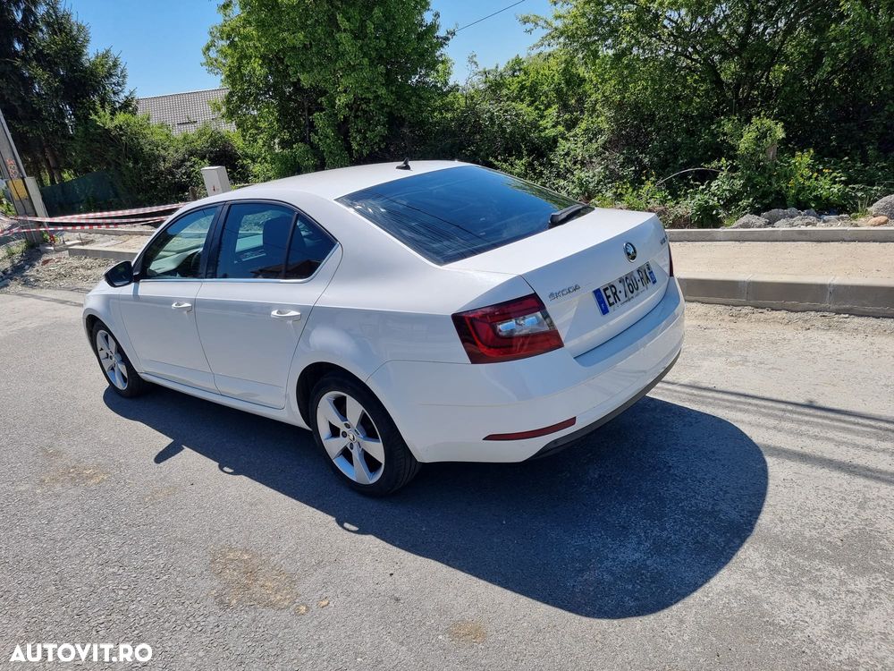 Skoda Octavia 2.0 TDI DSG Drive - 3