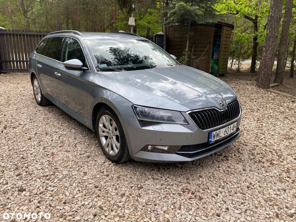 Skoda Superb 2.0 TDI Style - 1