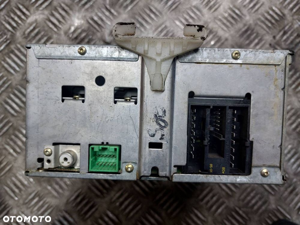 RADIO ODTWARZACZ FORD PUMA I YM21-18K876-KA 6000 CD RADIO ID: 238542 - 4