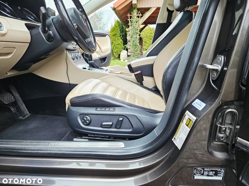 Volkswagen CC 3.6 V6 4Motion DSG - 18