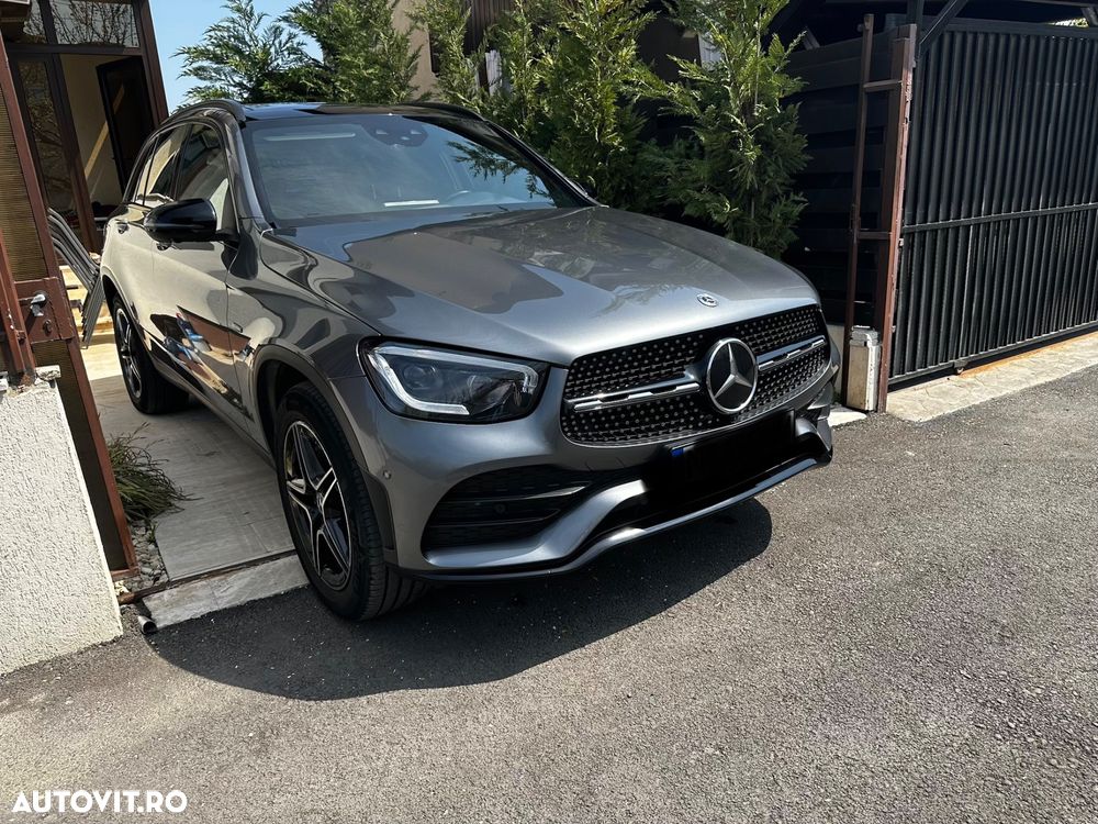 Mercedes-Benz GLC - 1