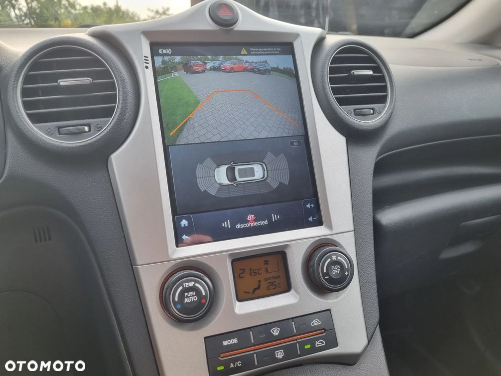 Kia Carens 2.0 EX - 17