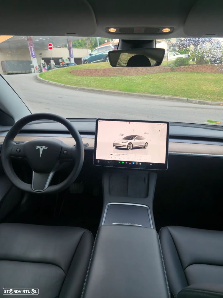 Tesla Model 3 Standard Range Plus RWD - 4