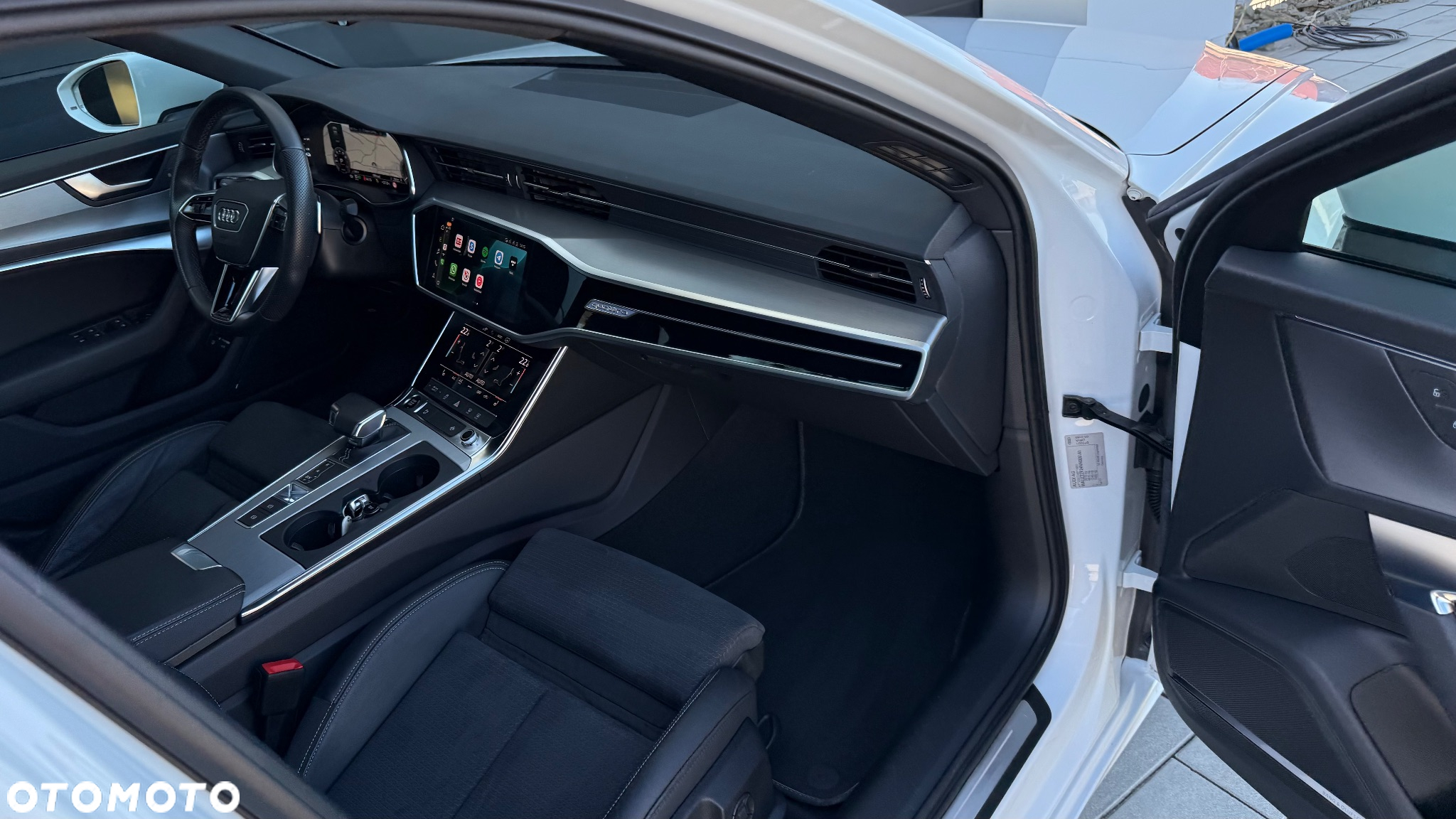 Audi A6 55 TFSI e quattro S tronic S line - 38