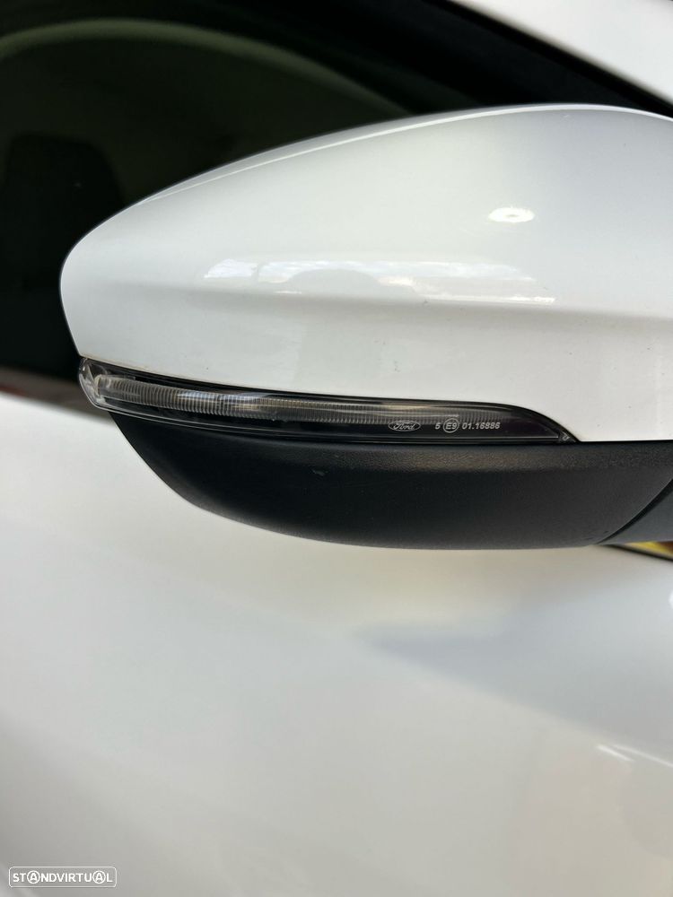 Ford Focus 1.5 EcoBlue S&S COOL&CONNECT - 8
