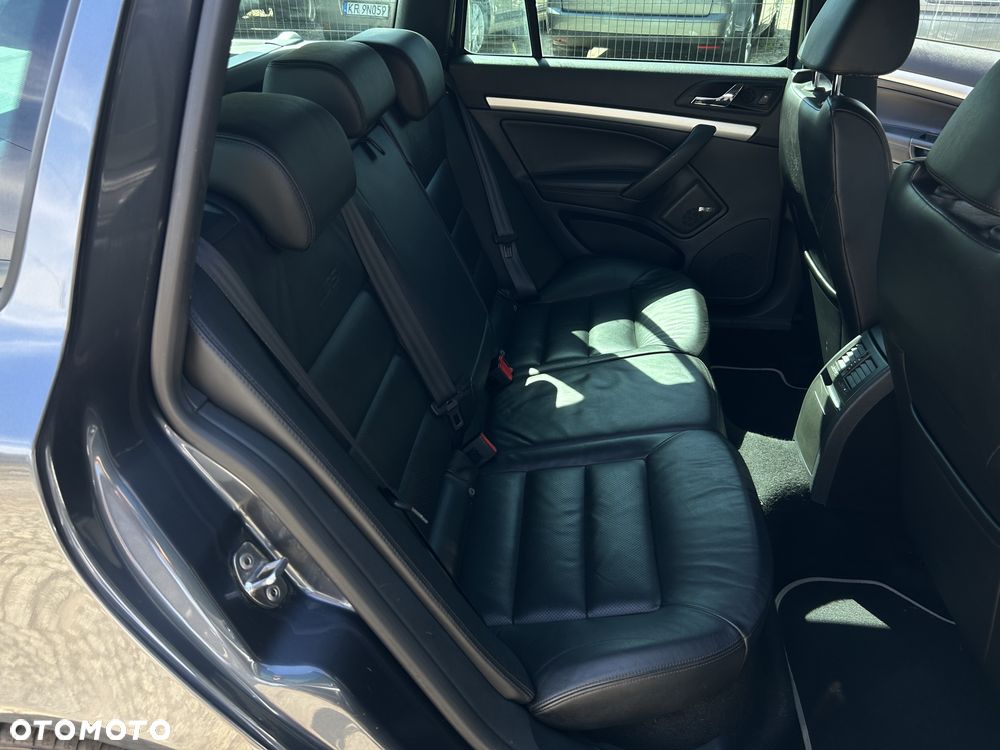 Skoda Octavia 2.0 TSI DSG RS - 21