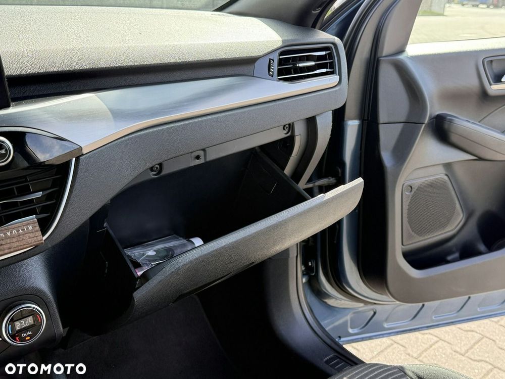Ford Kuga 2.0 EcoBlue 4x4 TITANIUM - 20