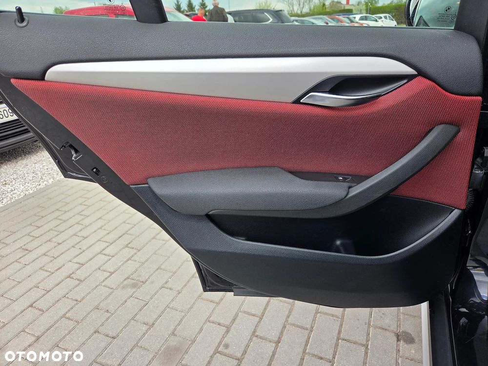 BMW X1 xDrive20d - 23