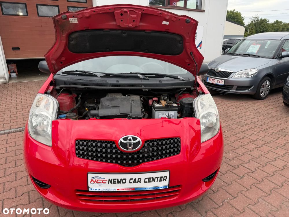Toyota Yaris 1.0 VVT-i Sol - 10