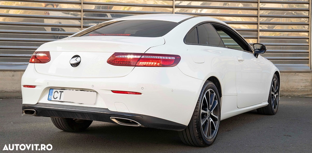 Mercedes-Benz E 400 4Matic Coupe 9G-TRONIC Avantgarde - 8