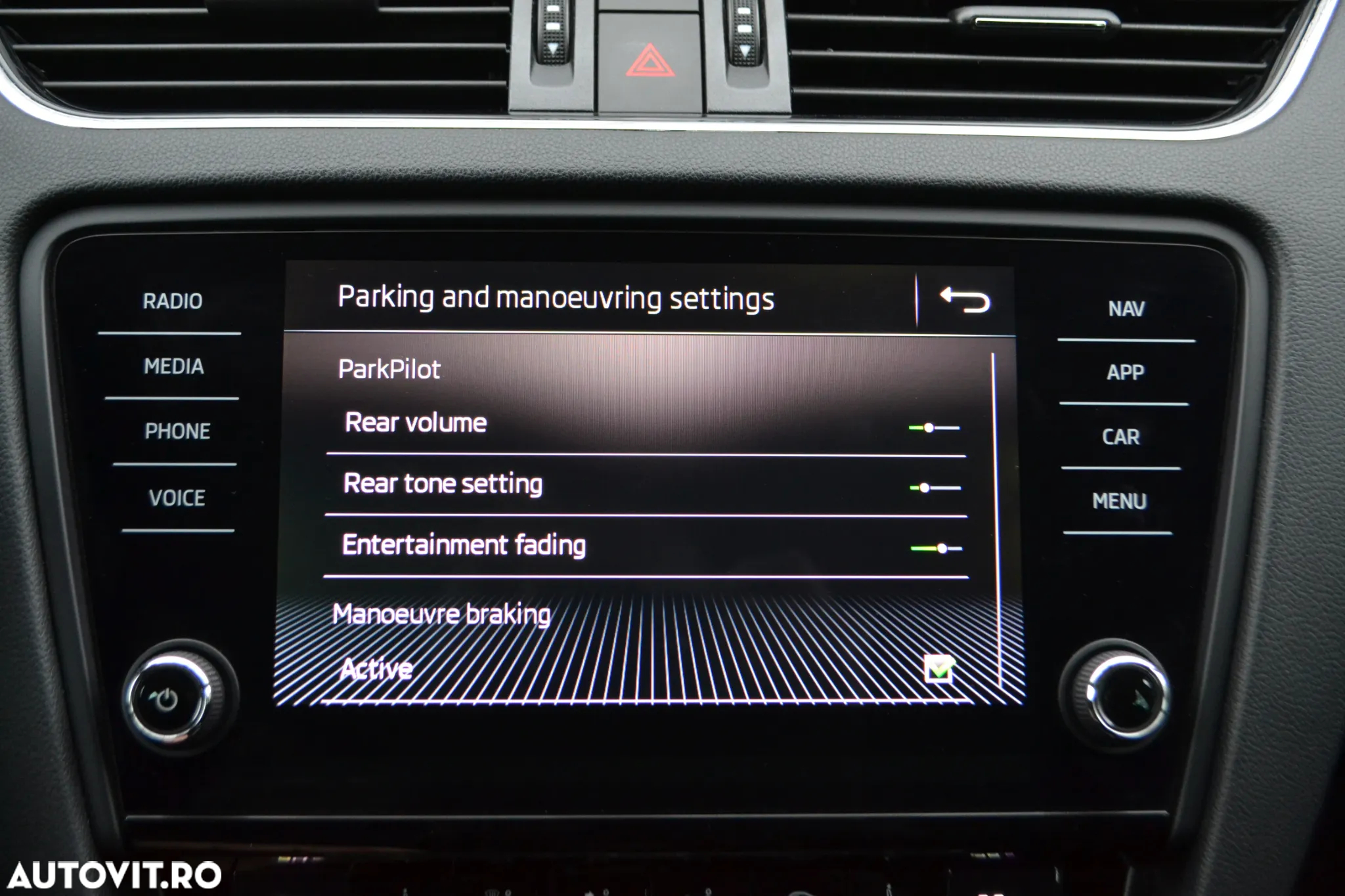 Skoda Octavia 1.6 TDI Premium Edition - 20