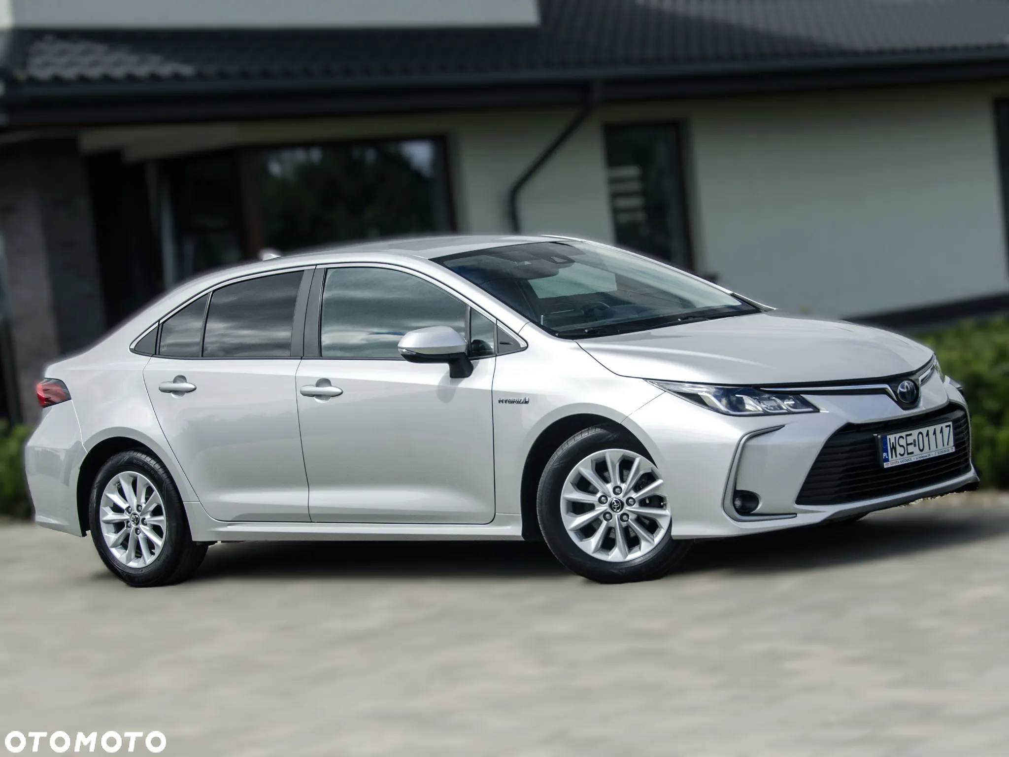 Toyota Corolla 1.8 Hybrid Comfort - 13