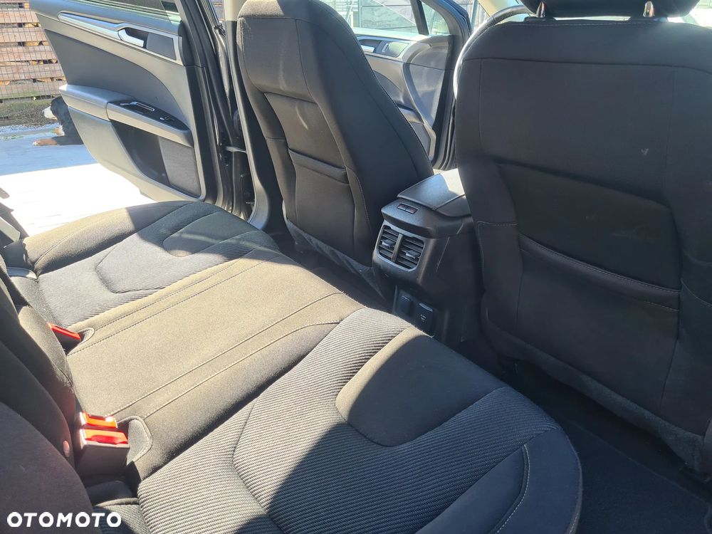 Ford Mondeo 2.0 TDCi STart-Stopp PowerShift-Aut Titanium - 13