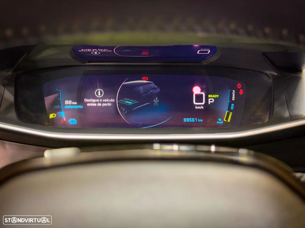 Peugeot e-2008 54 kWh Allure - 34