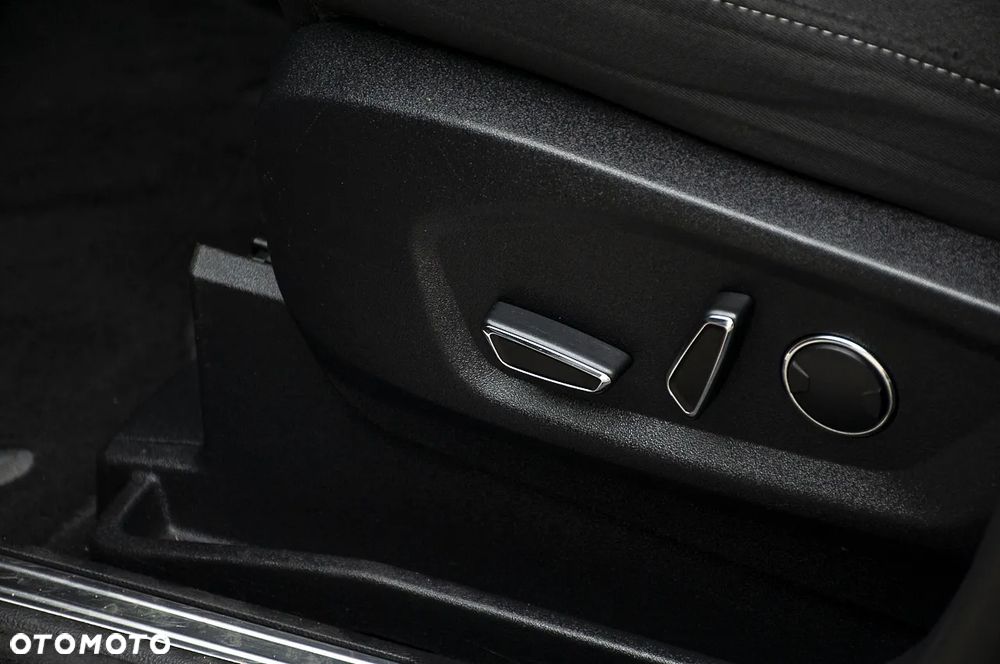 Ford Galaxy 2.0 TDCi Bi-Turbo Titanium PowerShift - 27