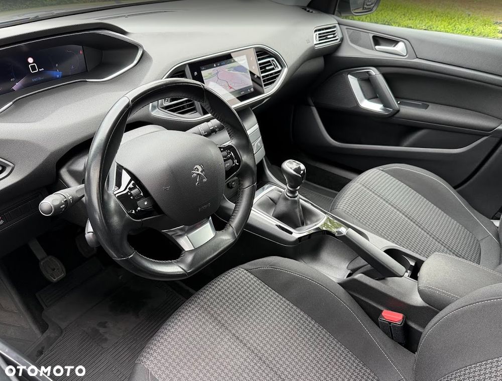 Peugeot 308 1.2 PureTech GPF Active S&S - 9