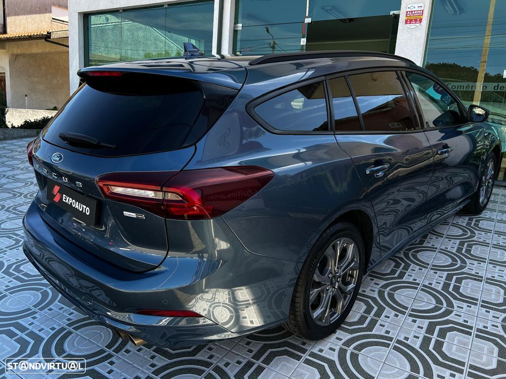 Ford Focus 1.0 EcoBoost MHEV ST-Line X - 4