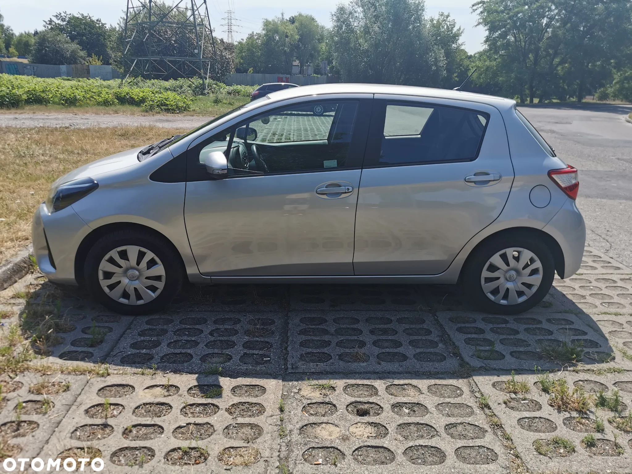 Toyota Yaris 1.5 Active - 2