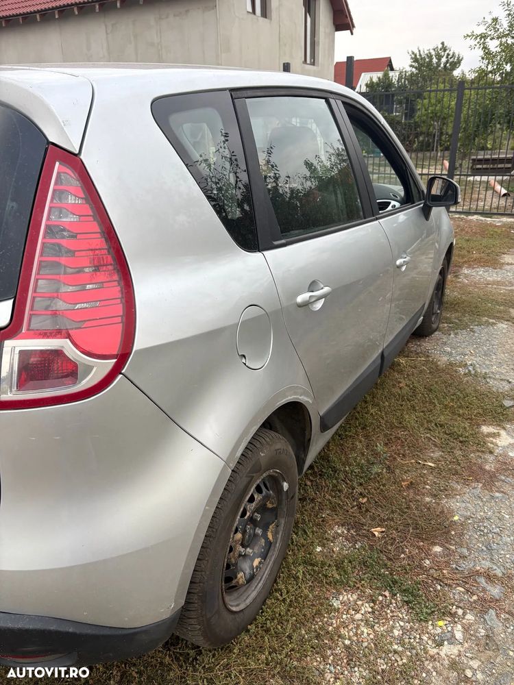 Renault Scenic 1.5dCi Expression - 9