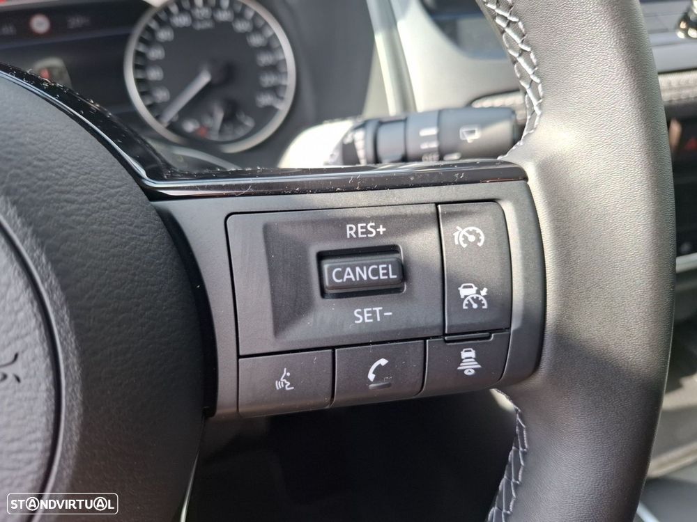 Nissan Qashqai 1.3 DIG-T Engage - 19