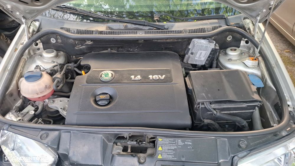 Skoda Fabia Break 1.4 Elegance AR4 - 16