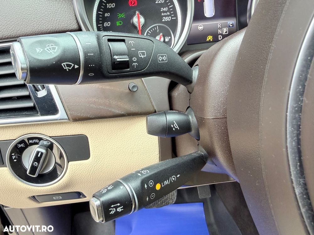 Mercedes-Benz GLS - 25