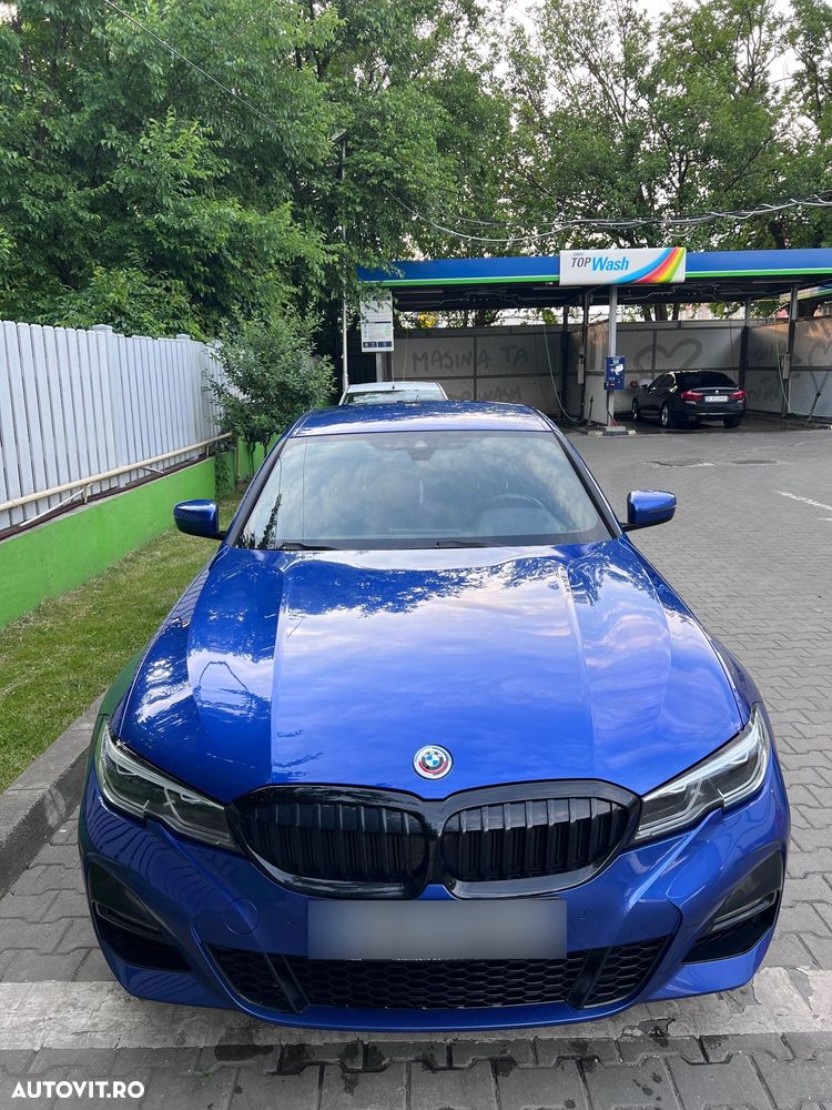 BMW Seria 3 330i xDrive AT - 3