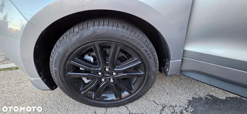 Ford Edge 2.0 EcoBlue Twin-Turbo 4WD ST-Line - 33