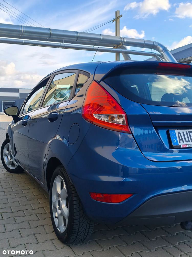 Ford Fiesta 1.25 Celebration - 6