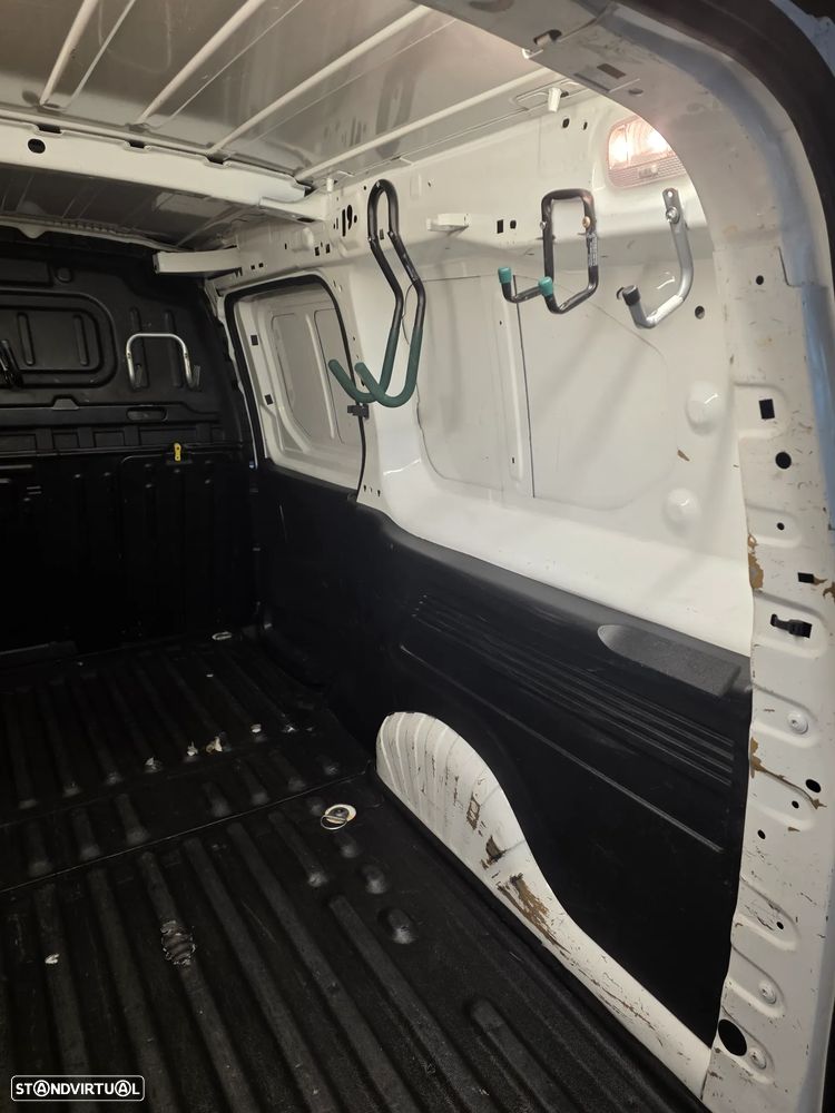 Peugeot Partner ver-1-6-bluehdi-confort - 9