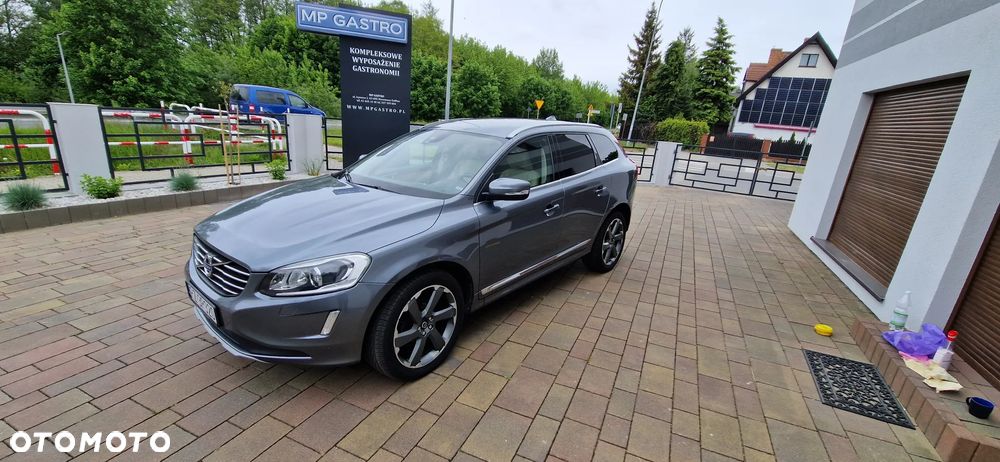 Volvo XC 60 D5 AWD Summum - 10