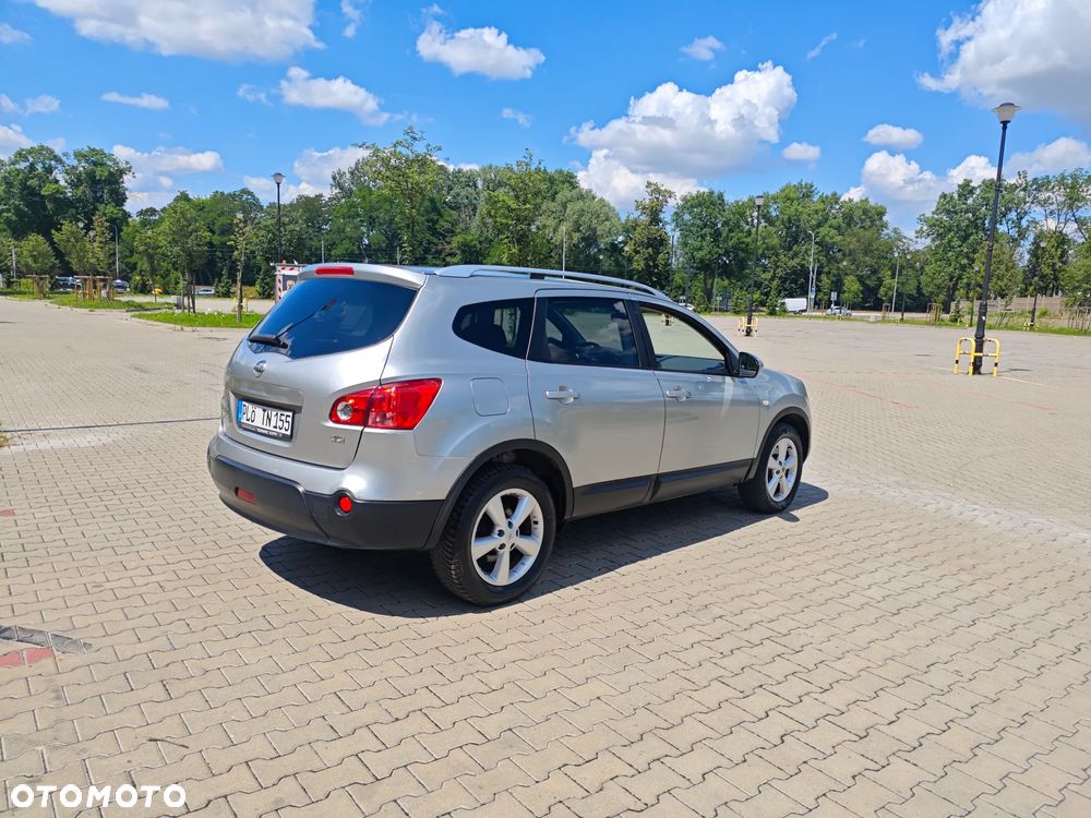 Nissan Qashqai+2 - 36