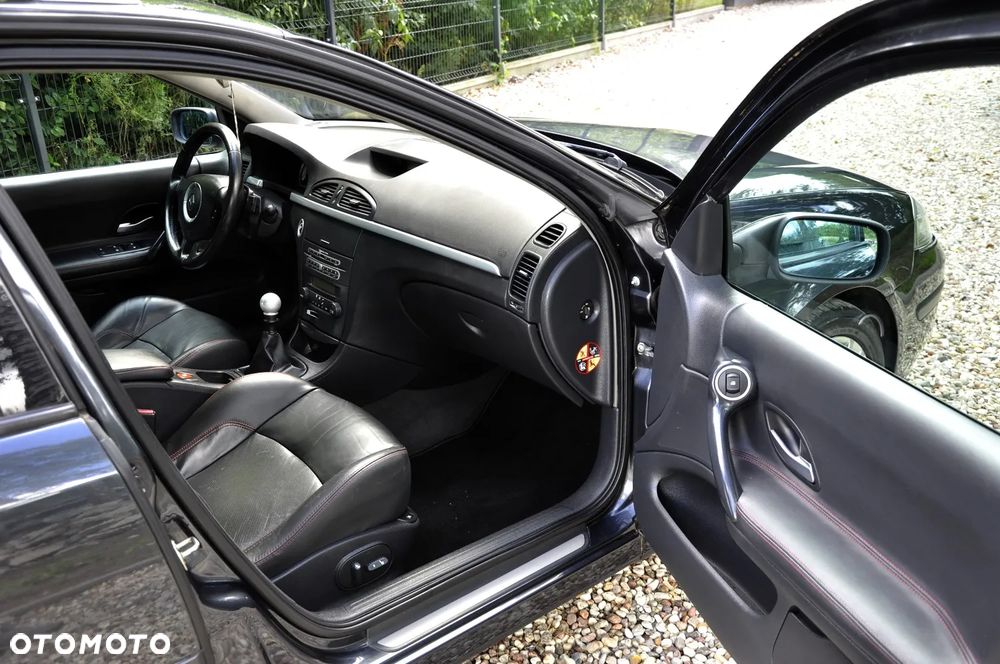 Renault Laguna 2.0 16V Turbo GT - 30