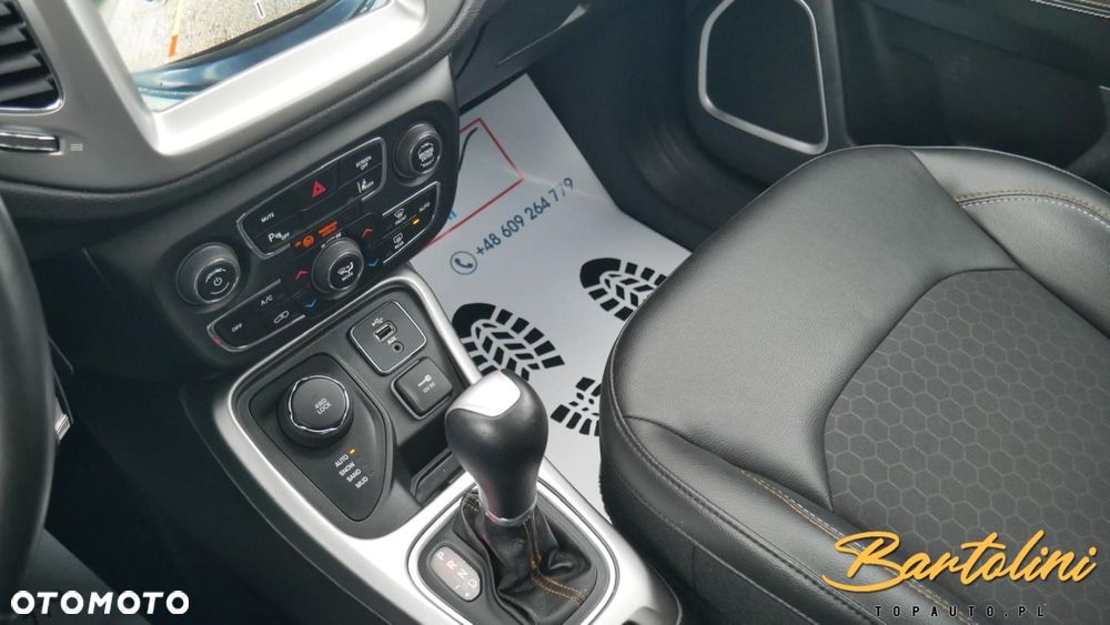 Jeep Compass - 9