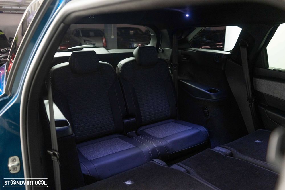 Peugeot 5008 1.2 Hybrid Allure e-DCS6 - 11