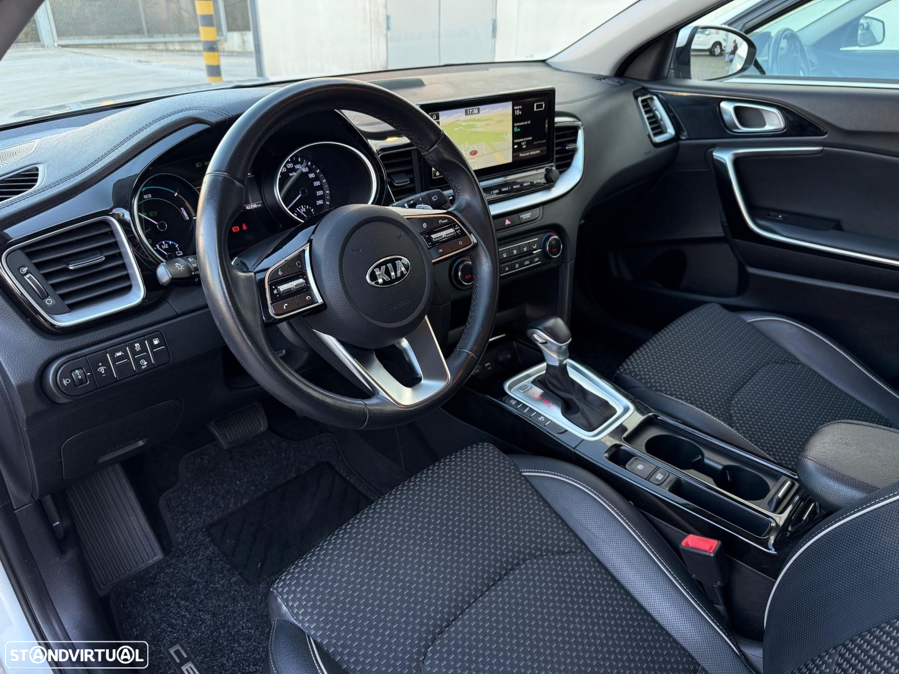 Kia XCeed 1.6 GDi PHEV Tech - 17