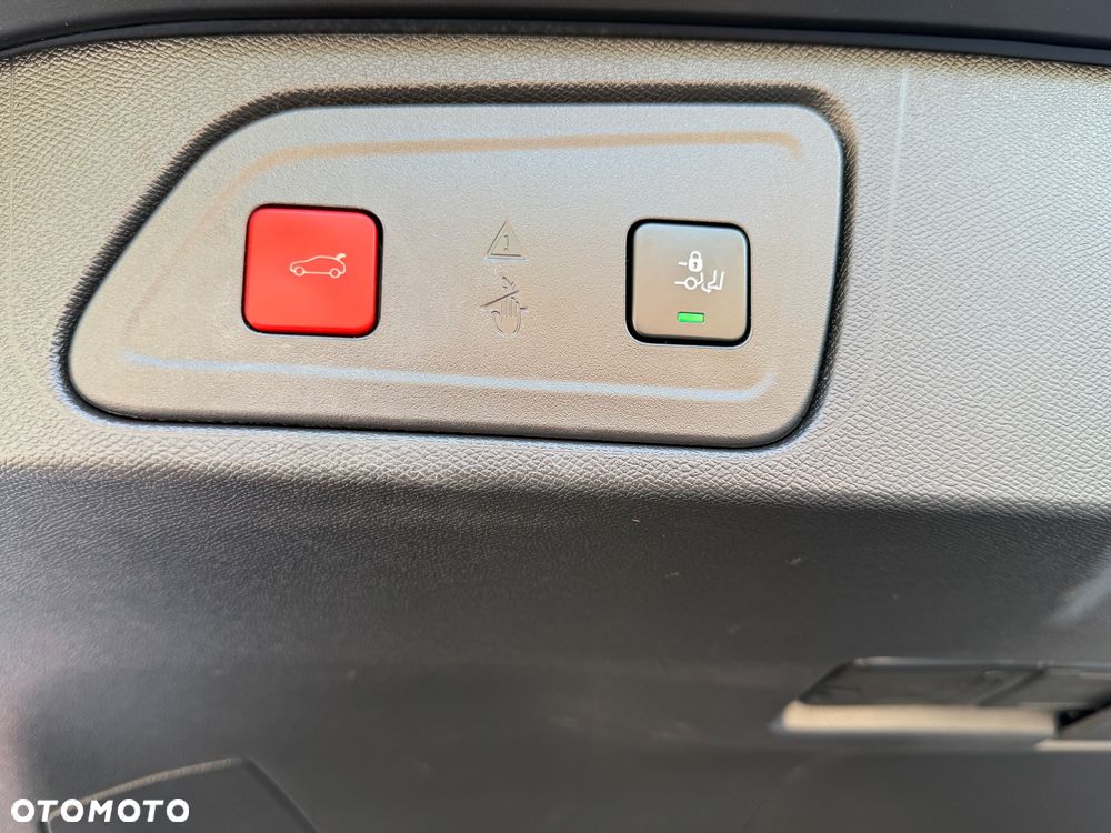 Citroën C5 Aircross 1.6 PureTech Shine EAT8 - 33