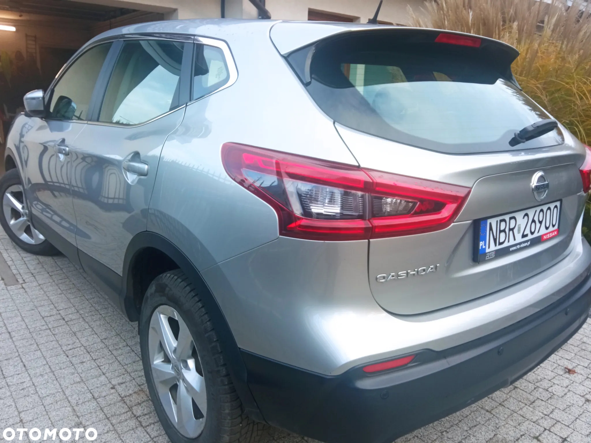 Nissan Qashqai 1.2 DIG-T N-Connecta EU6 - 3