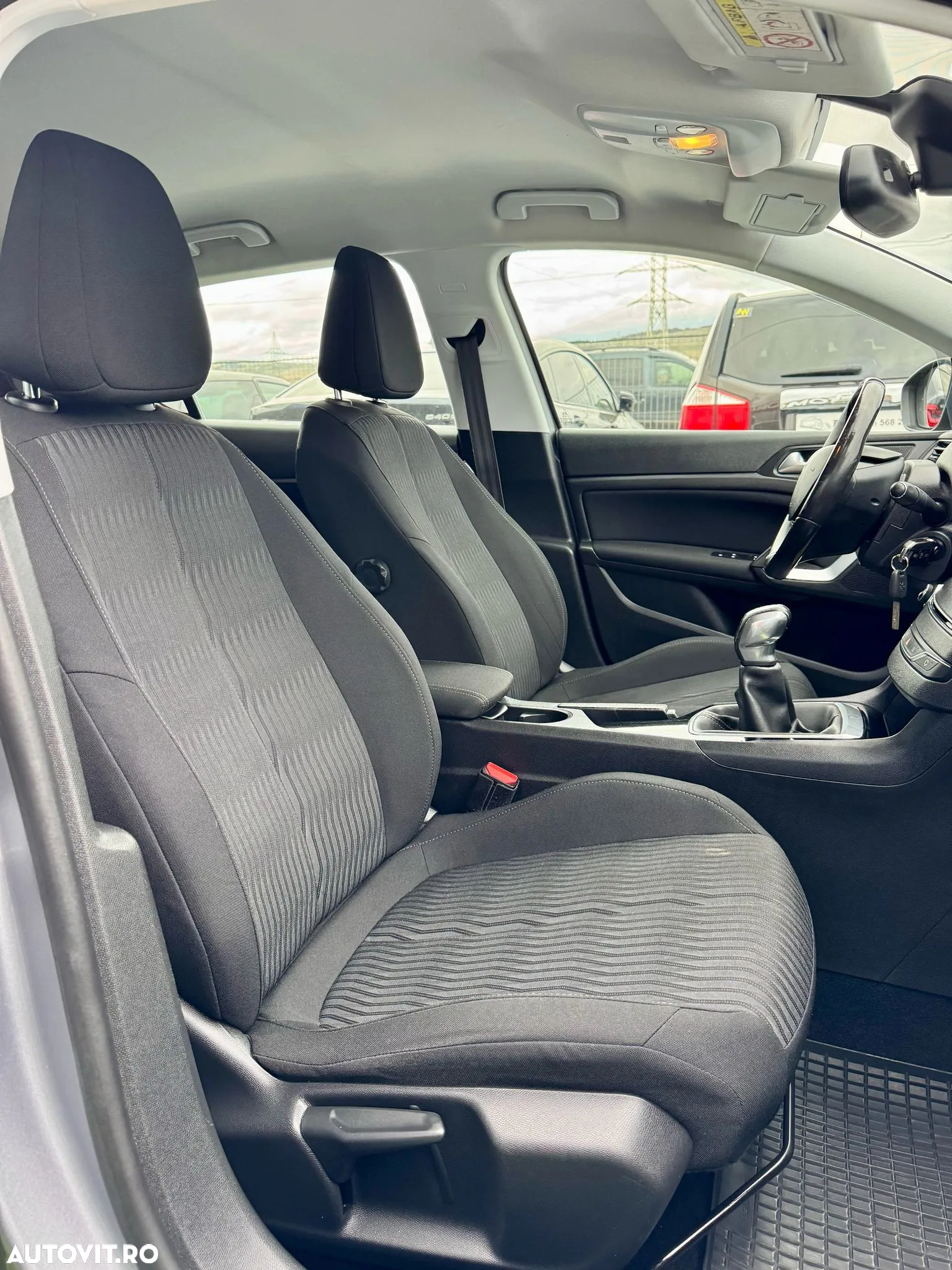 Peugeot 308 82 VTi Active - 24