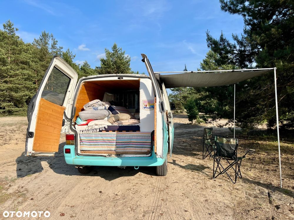 Volkswagen Transporter - 25