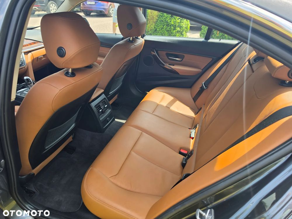 BMW Seria 3 328i xDrive - 6