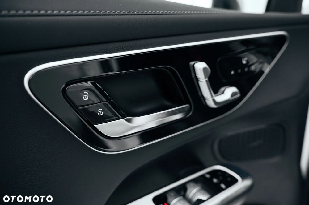Mercedes-Benz GLC 300 de 4Matic 9G-TRONIC AMG Line - 21