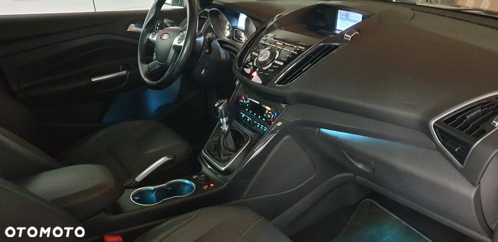 Ford Kuga 2.0 TDCi 4WD Titanium Plus - 6