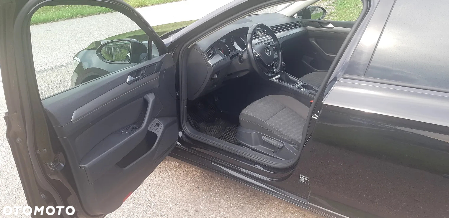 Volkswagen Passat 2.0 TDI BMT Trendline - 5