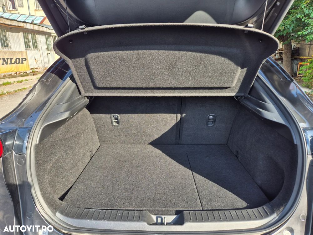 Mazda CX-30 SKYACTIV-X 2.0 M-Hybrid AWD Aut. SELECTION - 31