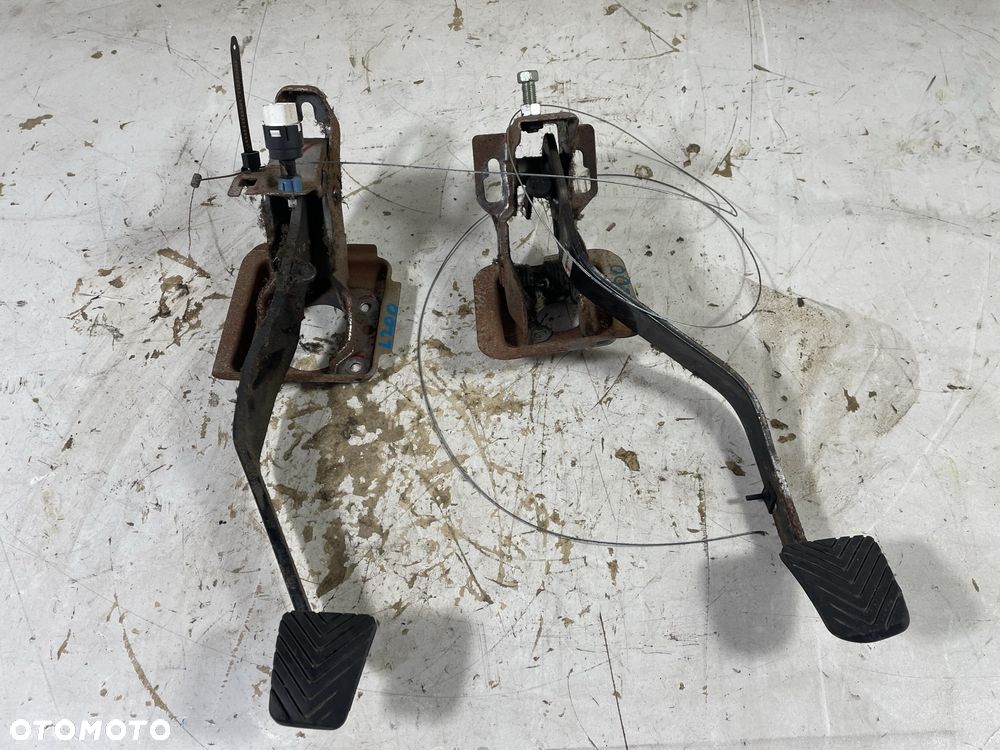 MITSUBISHI L200 IV PEDAŁ PEDAŁY - 4