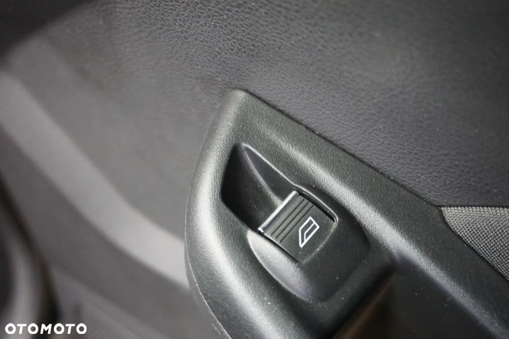 Ford Focus 1.6 TDCi DPF Trend - 24