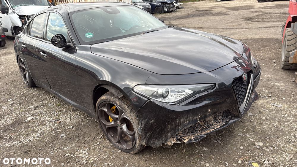 Alfa Romeo Giulia 2.0 Turbo - 4