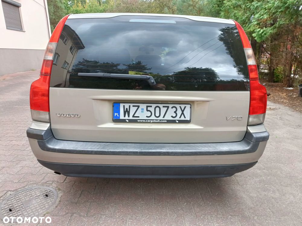 Volvo V70 2.4 - 8
